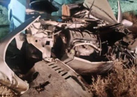 رهاسازی مصدوم محبوس در حادثه تصادف ورودی روستای طارس توسط آتش‌نشانی فیروزکوه